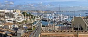 VIVIENDA CON TERRAZA, JARDÍN, SOLARIUM Y VISTAS AL MAR